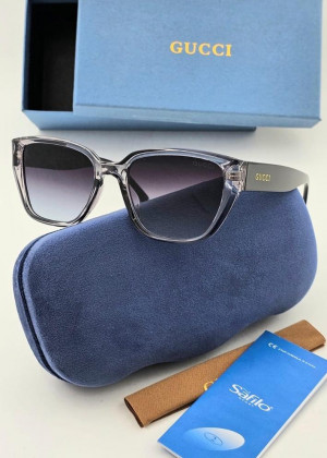 Набор: солнцезащитные очки, коробка, чехол и салфетки 101032