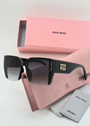 Набор женские солнцезащитные очки, коробка, чехол + салфетки 162164