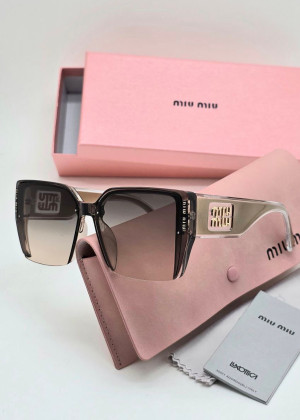 Набор женские солнцезащитные очки, коробка, чехол + салфетки 162168