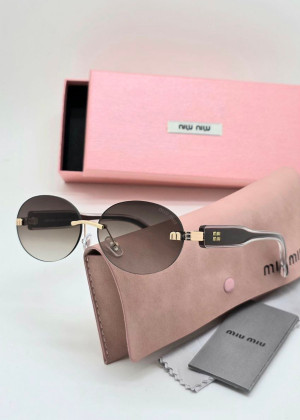 Набор женские солнцезащитные очки, коробка, чехол + салфетки 166044