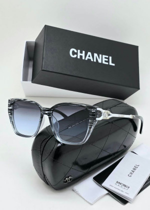 Набор женские солнцезащитные очки, коробка, чехол + салфетки 166054