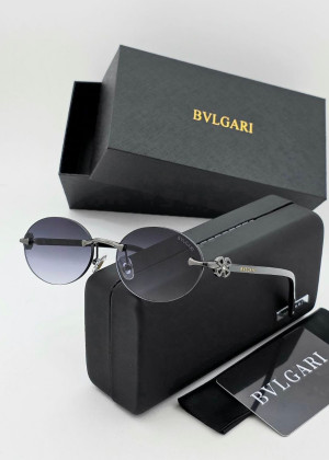 Набор женские солнцезащитные очки, коробка, чехол + салфетки 166071