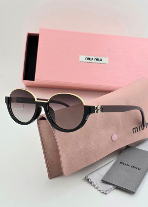 Набор женские солнцезащитные очки, коробка, чехол + салфетки 166099