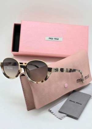 Набор женские солнцезащитные очки, коробка, чехол + салфетки 166100