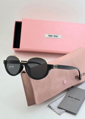 Набор женские солнцезащитные очки, коробка, чехол + салфетки 166105