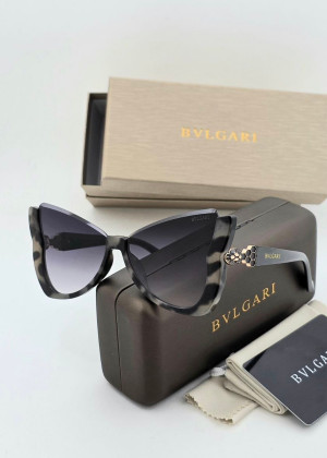 Набор женские солнцезащитные очки, коробка, чехол + салфетки 172582